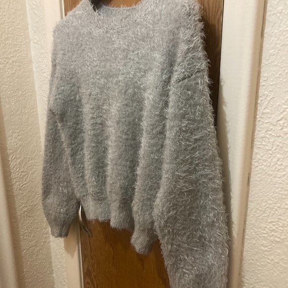 Forever21 Fuzzy Texture Knit Sweater - Picture 8 of 10